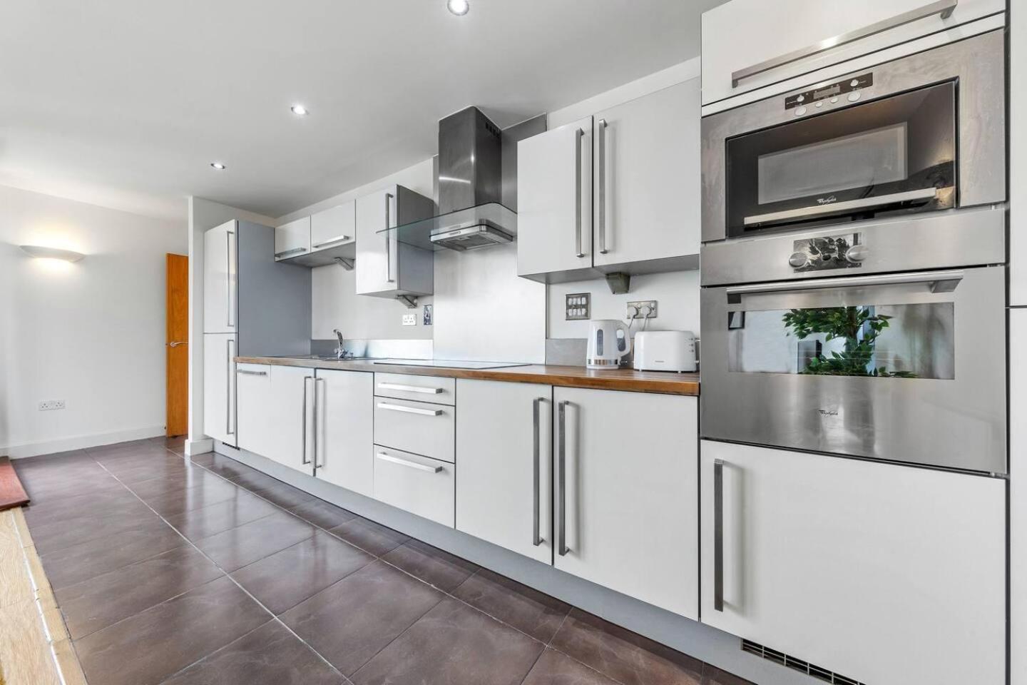 Lovely & Cosy 2 Beds London Skyline View Exterior photo